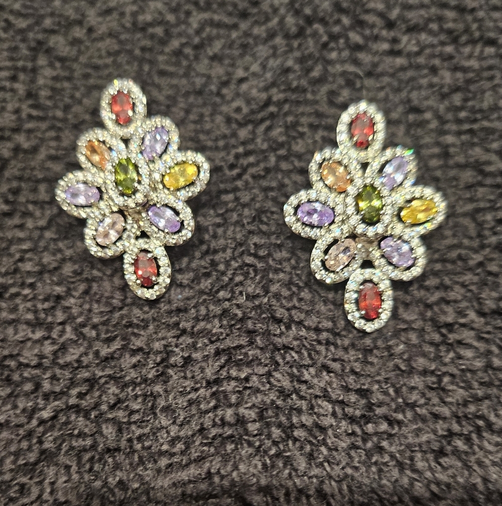 Elegant Multicolor Gemstone Earrings. Fashion Jewelry.